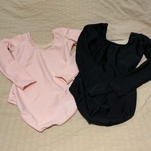 2 Long sleeved leotards